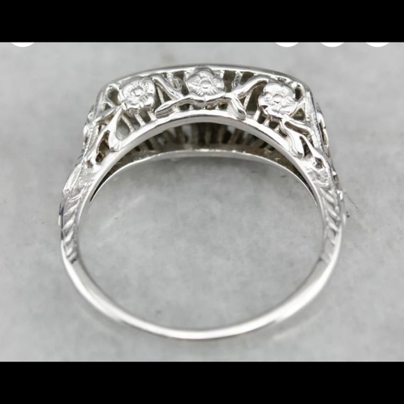 Three Stone Engagement Ring, Princess & Round Cut CZ
Diamond ring size 6 1/2 - Picture 2 of 5